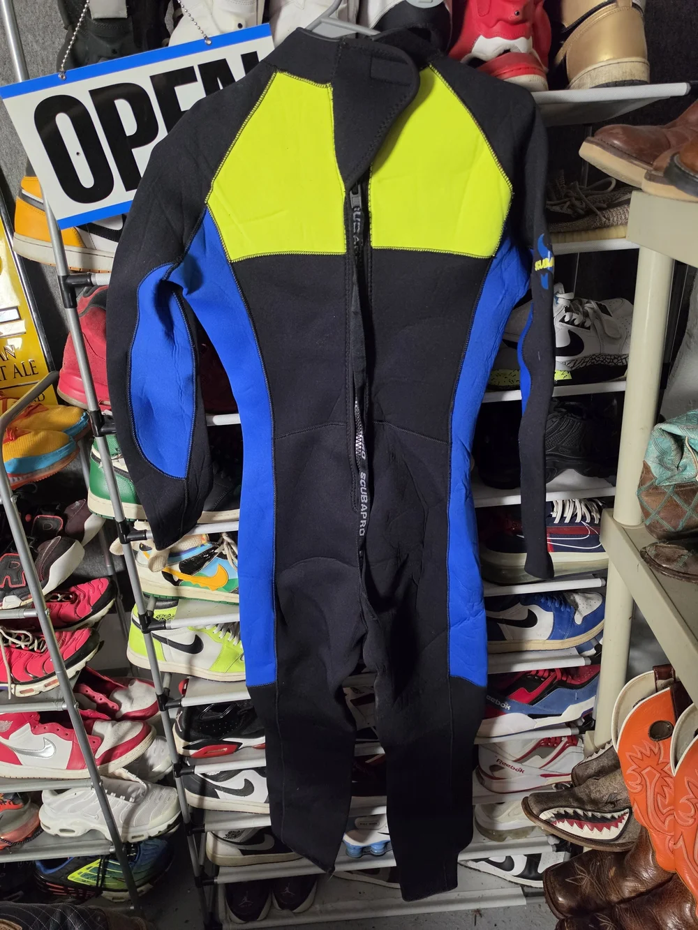 🔥 Scubapro Men's L Scuba Wet Suit Long Sleeve - Black, Blue & Lime